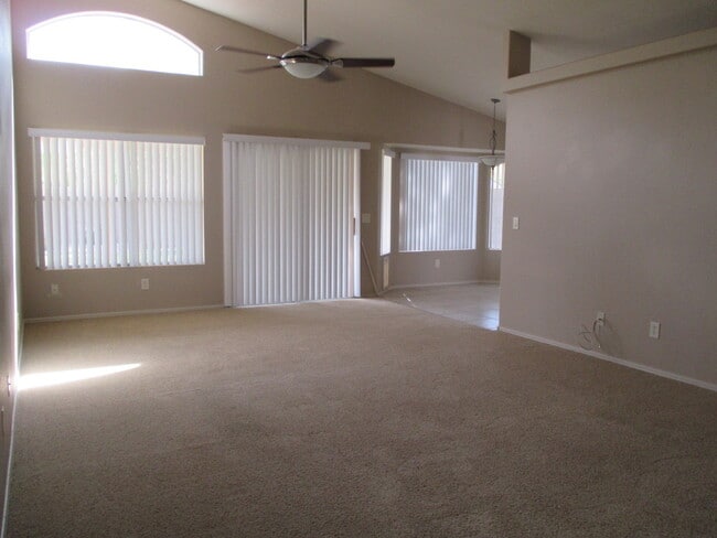 Building Photo - Chandler Single Story House - 3 Bedroom | 2 Bath Rental