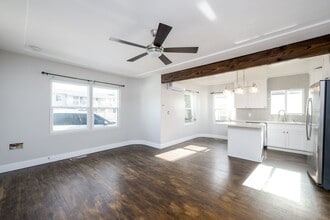 Building Photo - 3139 Nimitz Blvd, San Diego, CA 92106