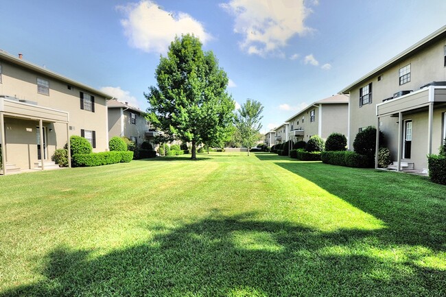 Primary Photo - Waters Mark Apartment Homes