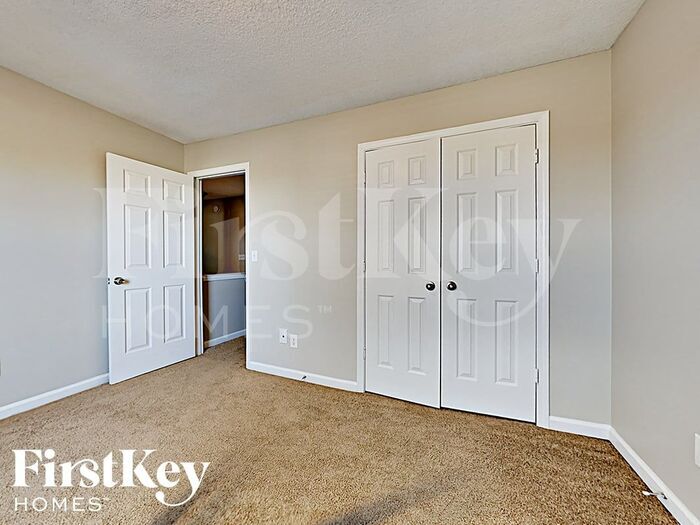 Building Photo - 7699 Parkmont Dr