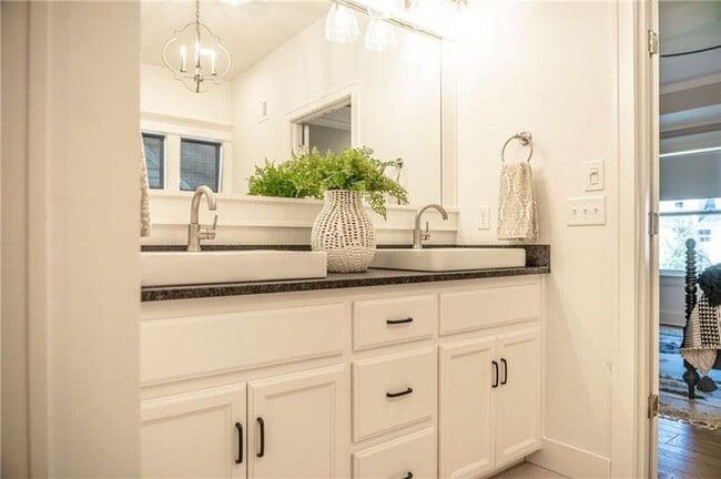 Building Photo - {4620}  Built in 2019 + Primary Bedroom on...