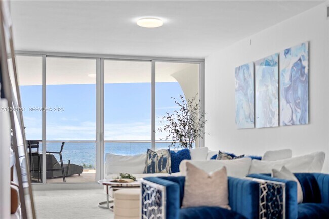 Building Photo - 16901 Collins Ave