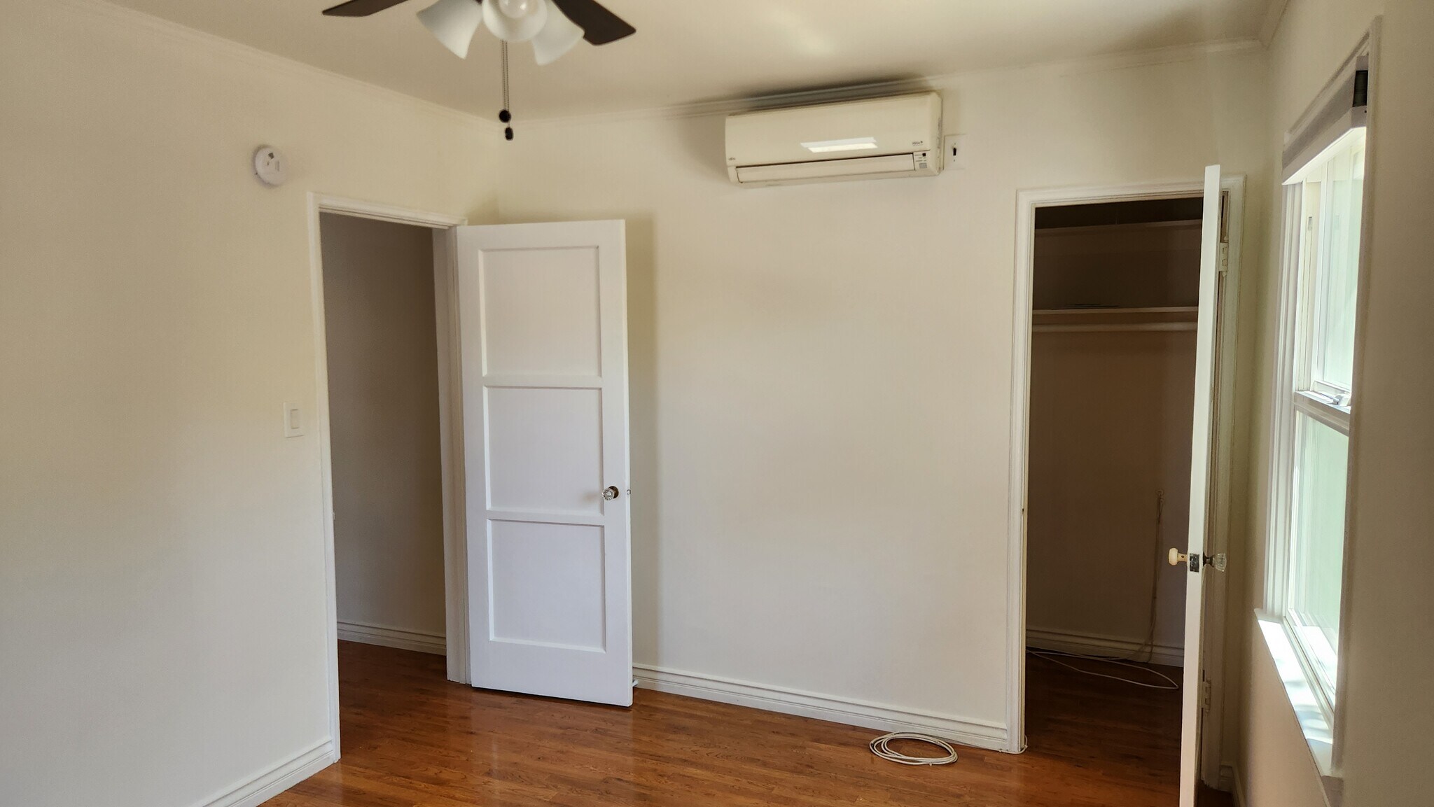 BEDROOM EAST - 10641 Whipple St