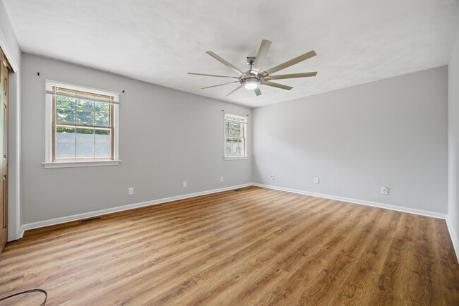 Building Photo - 1441 Bayberry Pl