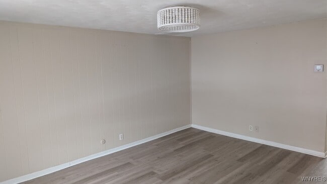 Building Photo - 25 Cadet Cir