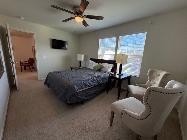 Building Photo - Rent Ready **Spacious 3-Bedroom Home with Open Concept & Large Fenced in Backyard**