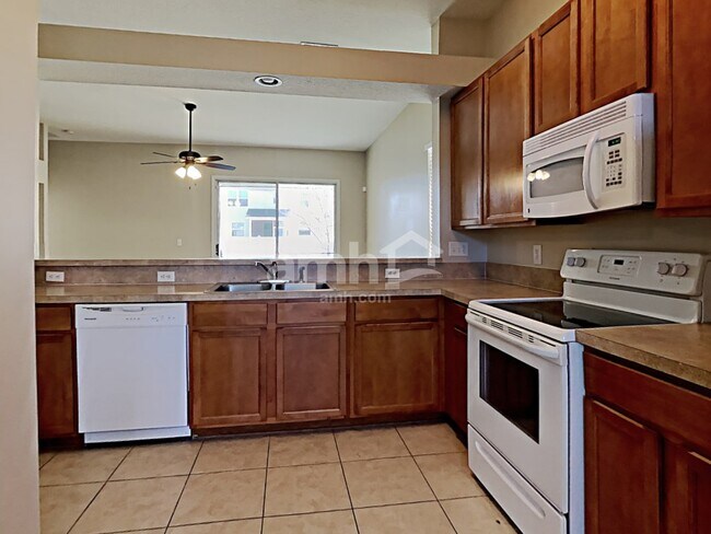Building Photo - 3941 Leatherwood Dr