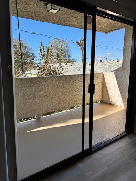 Building Photo - 2425 Purdue Ave