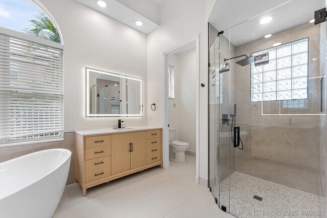 Building Photo - 18596 Ocean Mist Dr