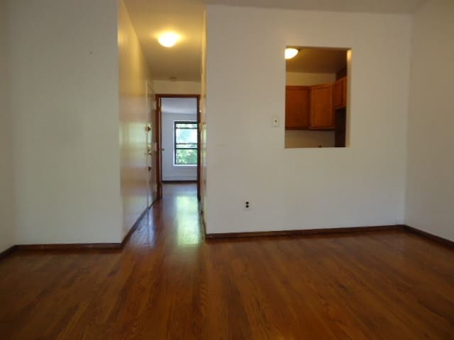 Building Photo - 326 Carlton Ave
