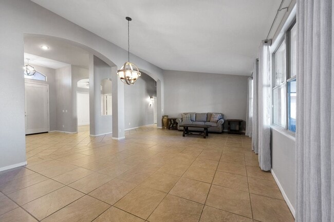 Building Photo - 3308 W Adobe Dam Rd