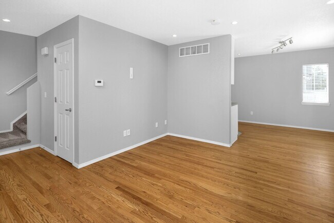 Building Photo - 17072 E Wyoming Dr