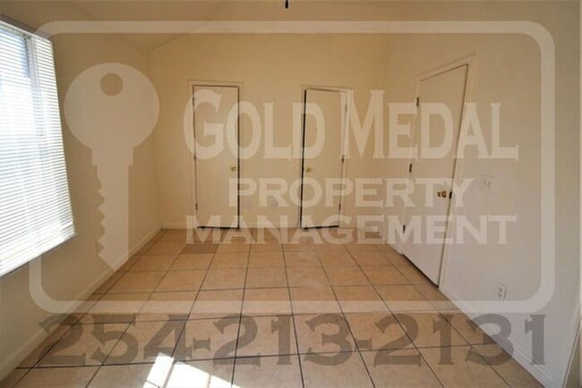 Building Photo - 4008 Pilgram Dr