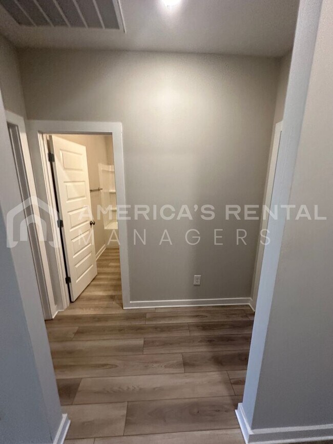 Building Photo - Home for Rent in Cullman, AL… View with 48 Hours Notice!