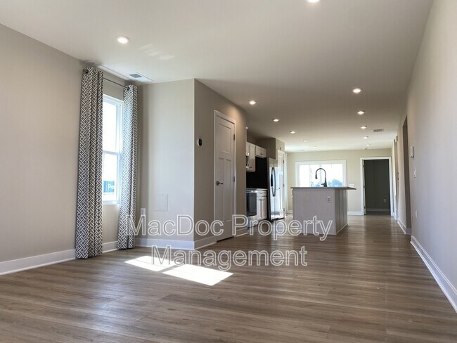 Building Photo - 18422 Centennial Cir
