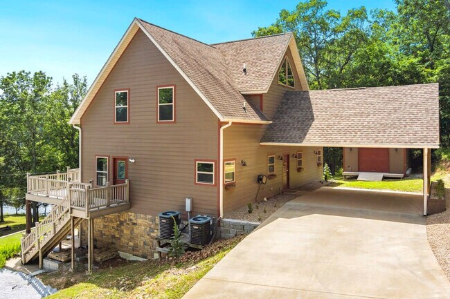 Building Photo - 19845 Groth Rd