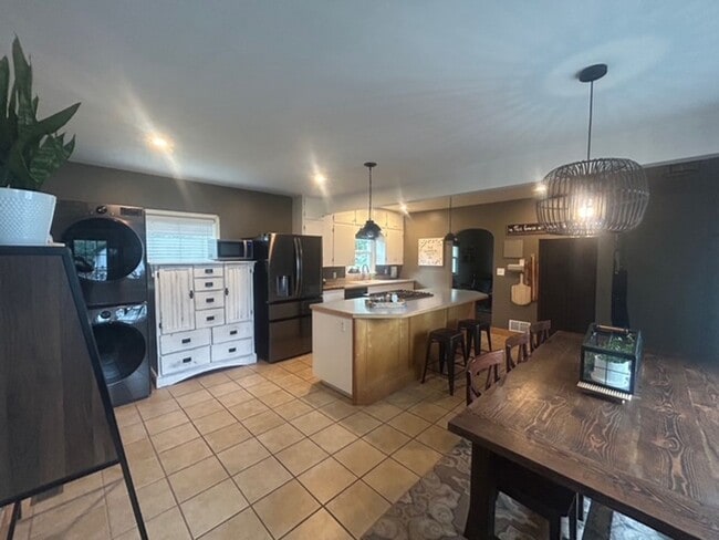 Building Photo - Charming 3 Bedroom, 2 Bath House on the East Side of Kalispell