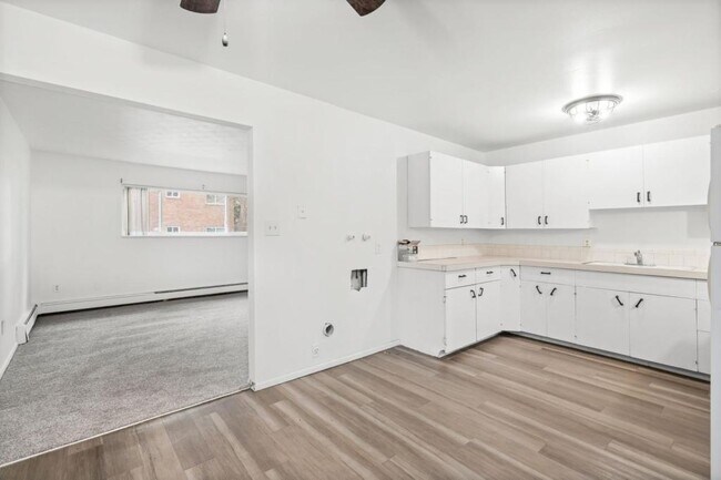 Building Photo - 1112 Gard Pl