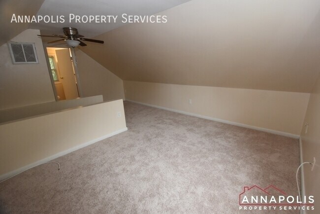 Building Photo - 1395 Bayside Dr