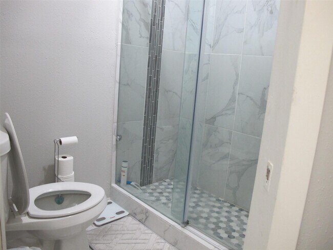 Building Photo - 14207 Long River Ct