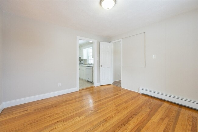 Building Photo - 24 Bossi Ave