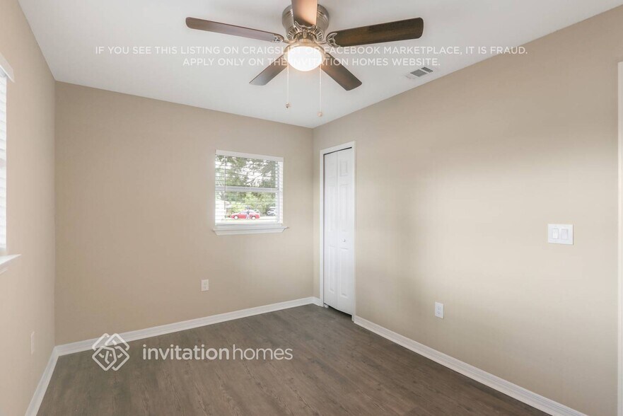 Building Photo - 7600 14th St N