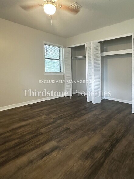 Building Photo - 1173 W 27th St