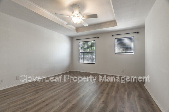 Building Photo - 12411 Penny Royale