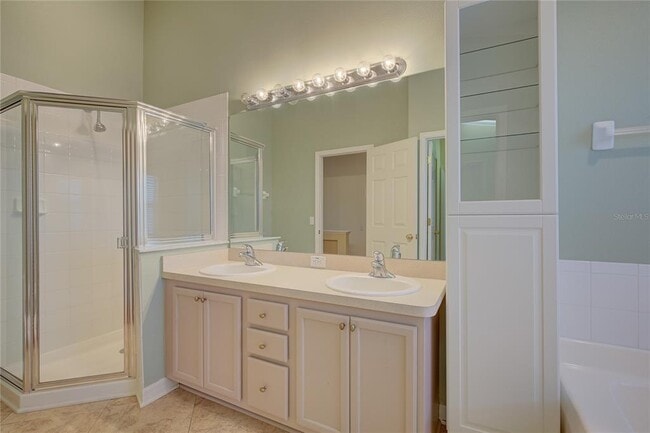 Building Photo - 13298 Thoroughbred Loop