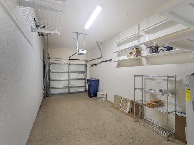 Building Photo - 3129 Oriole Dr