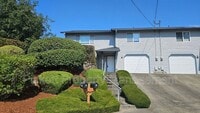 Building Photo - 2641 Stephenson Ave