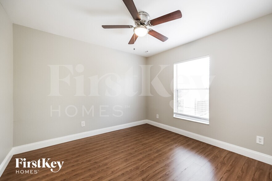 Building Photo - 3612 14th St SW