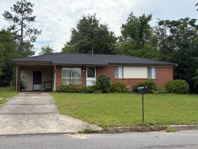 Building Photo - Glenn Hills
