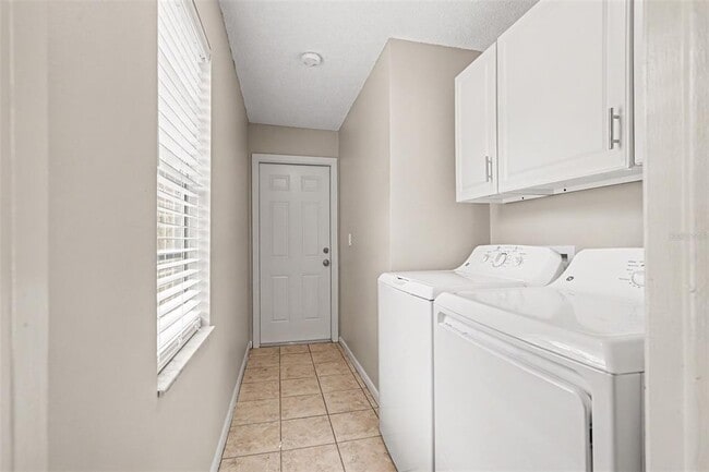 Building Photo - 17703 Cranbrook Dr