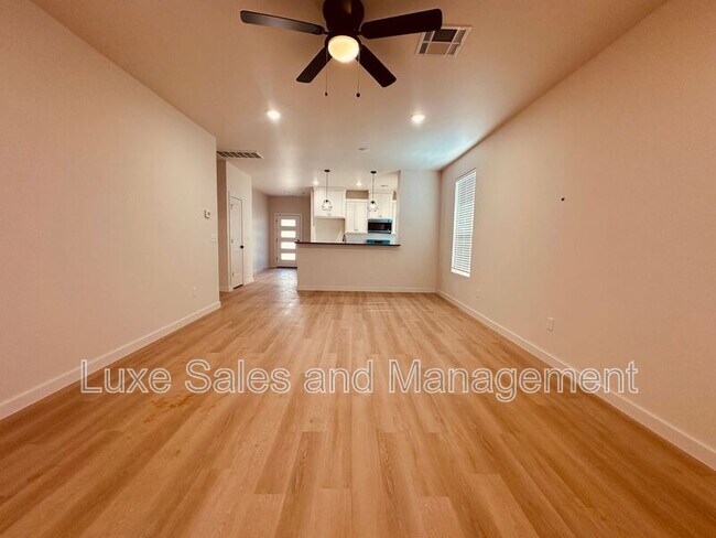 Building Photo - 8229 NW 163rd Ter