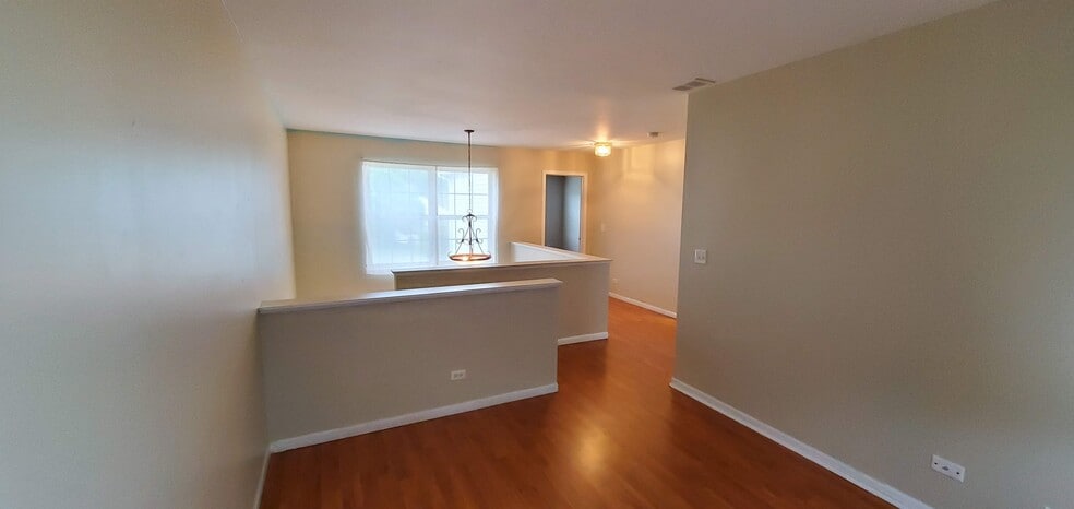 Building Photo - 1522 Meadowsedge Ln