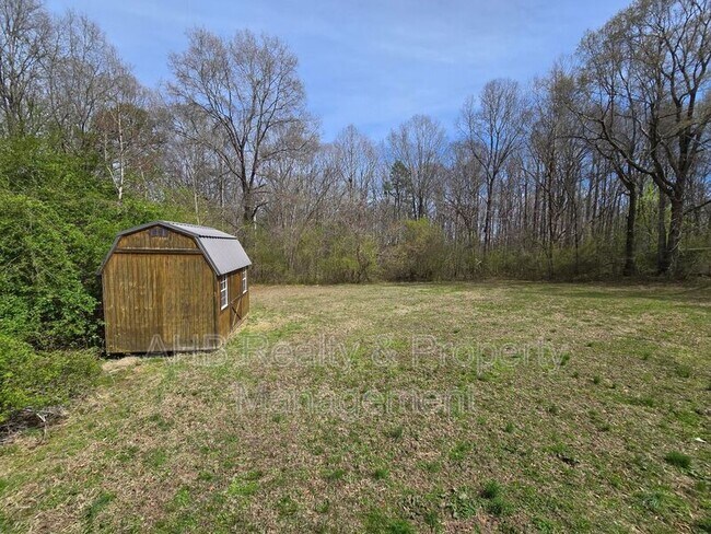 Building Photo - 1141 Palmer Farm Rd