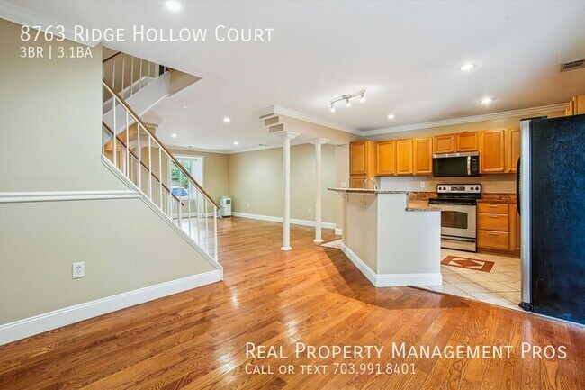 Building Photo - 8763 Ridge Hollow Ct