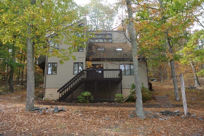 Building Photo - 119 Sterling Cir