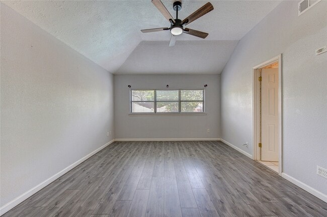 Building Photo - 3310 Little Farms Ct