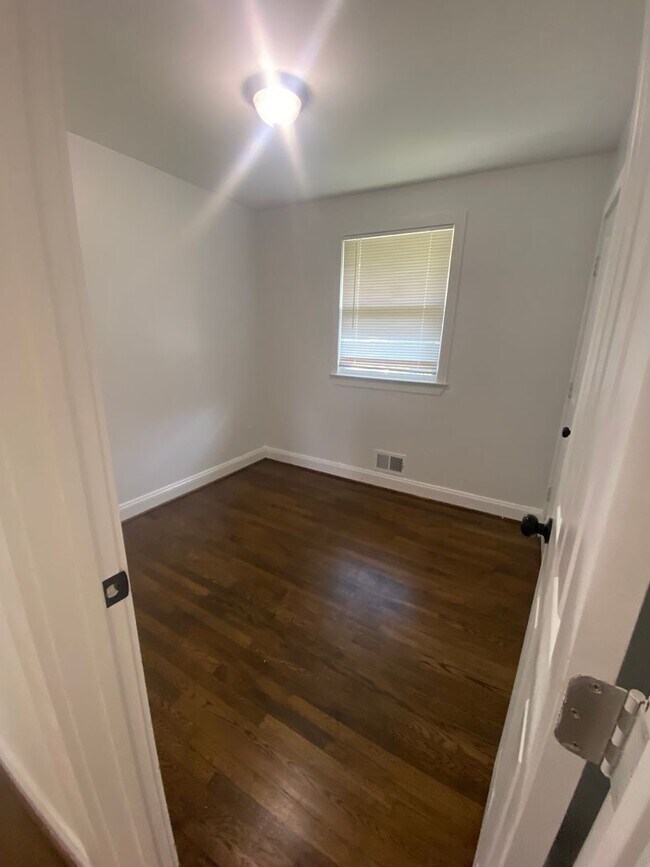 Building Photo - Stylish 5 Bedroom home in Fort Washington
