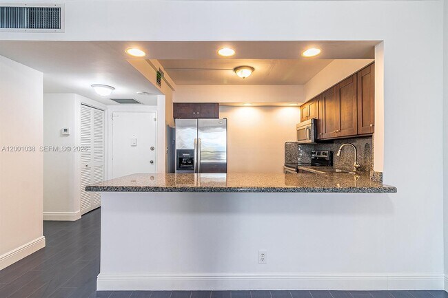 Building Photo - 500 Three Islands Boulevard