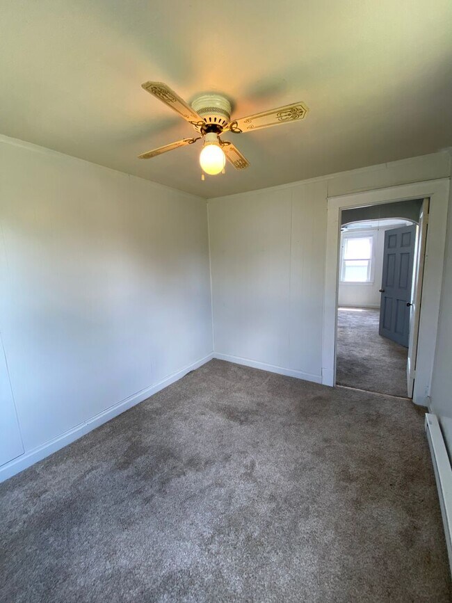 Building Photo - Available May 21st!!!