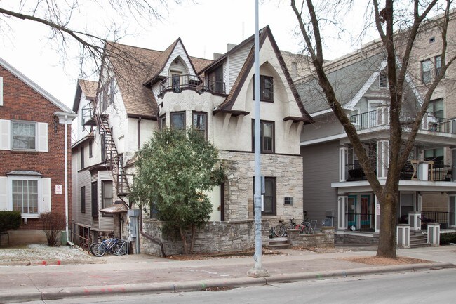 Building Photo - 135 Langdon St