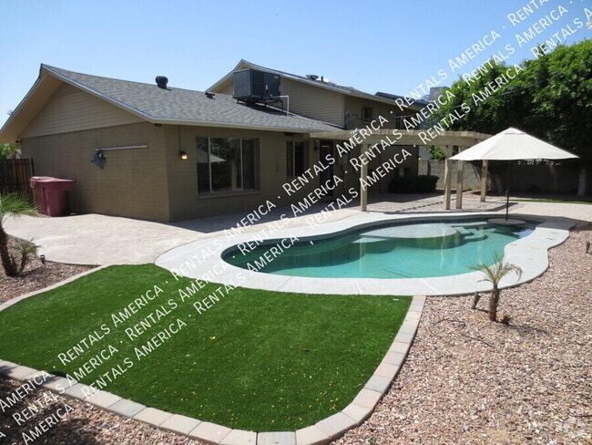 Building Photo - 8556 E Keim Dr