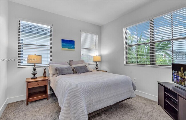 Building Photo - 3274 W 96 Pl