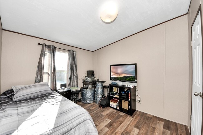 Building Photo - 1450 Rd 5734