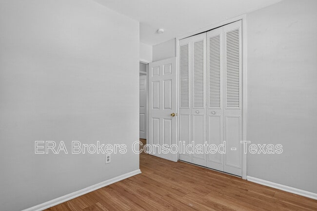 Building Photo - 213 Aviation Ave