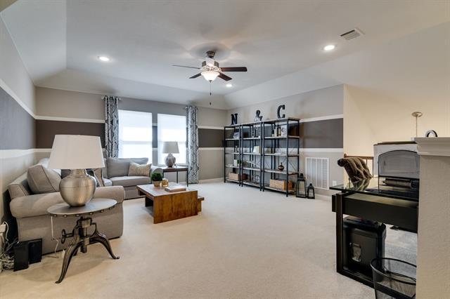Building Photo - 4800 Meadow Falls Dr