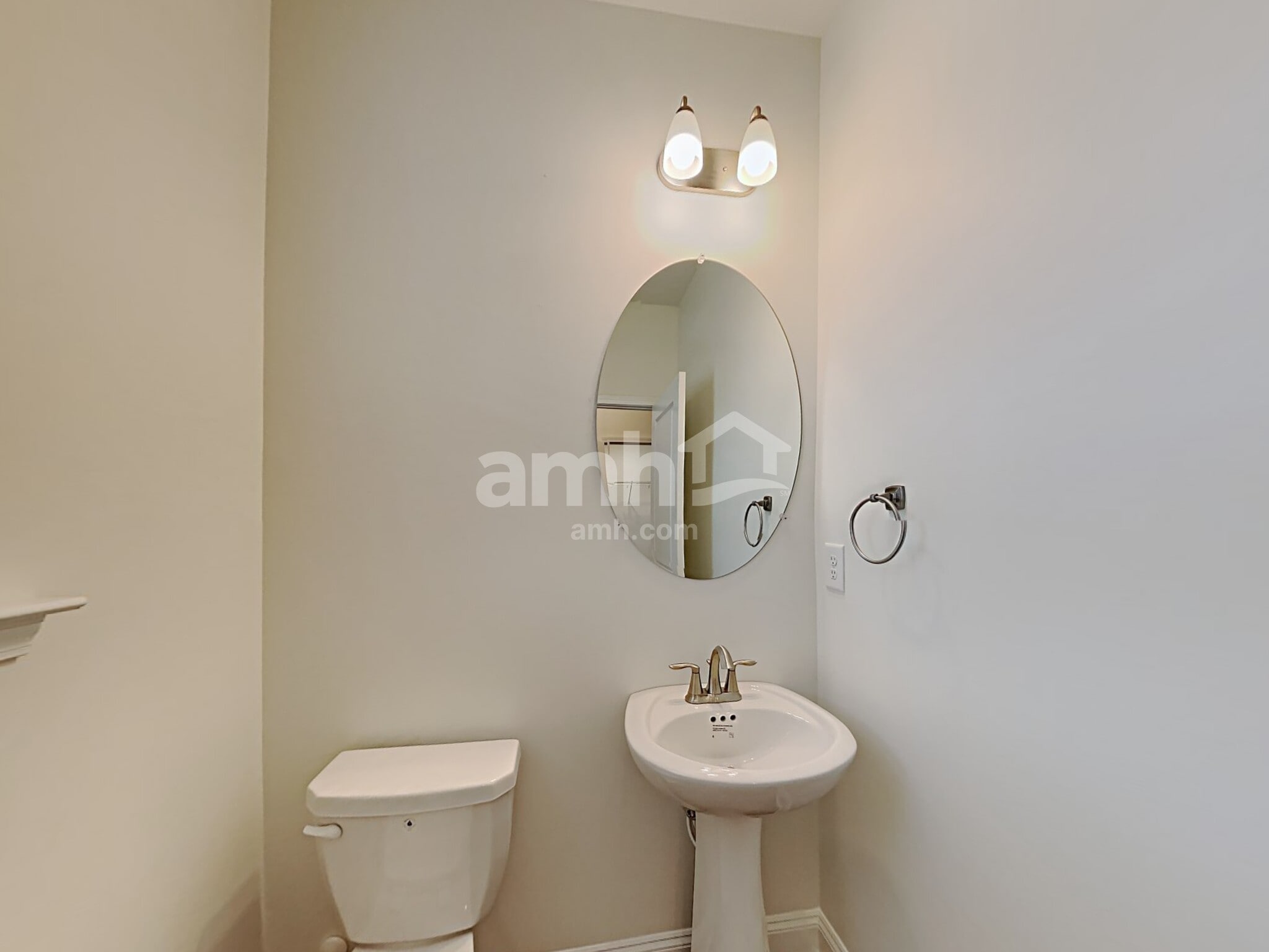 Building Photo - 502 Cash Cir